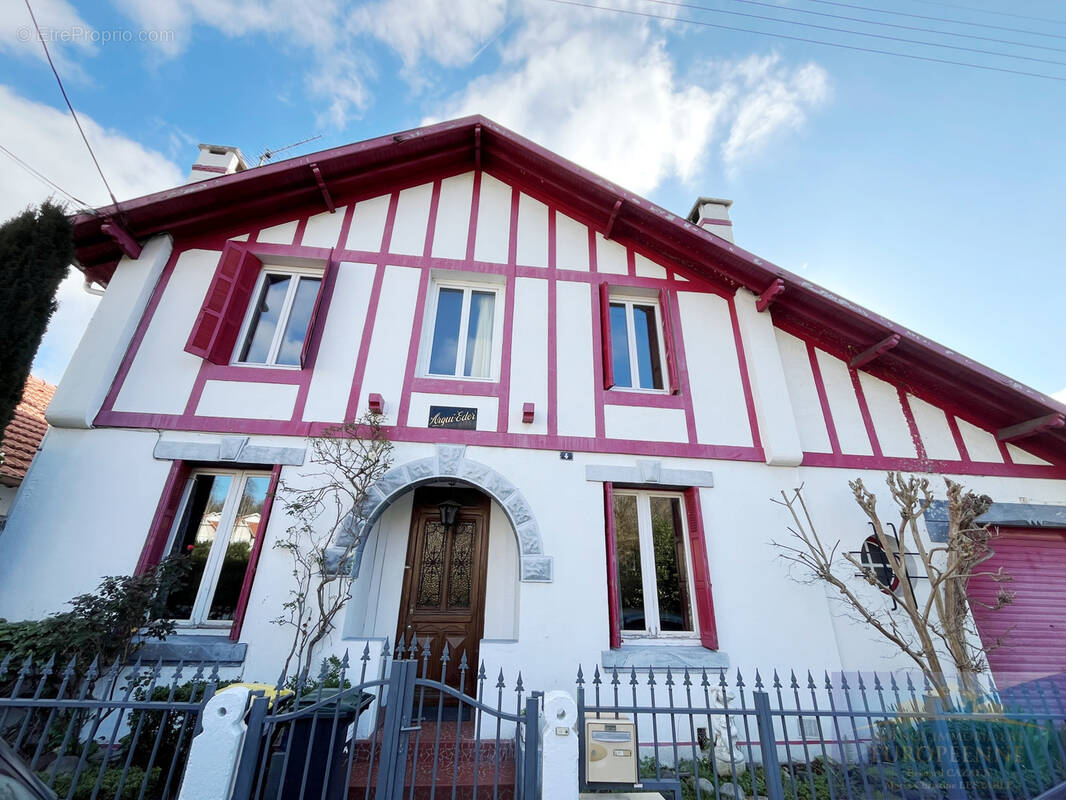 Maison à LOURDES