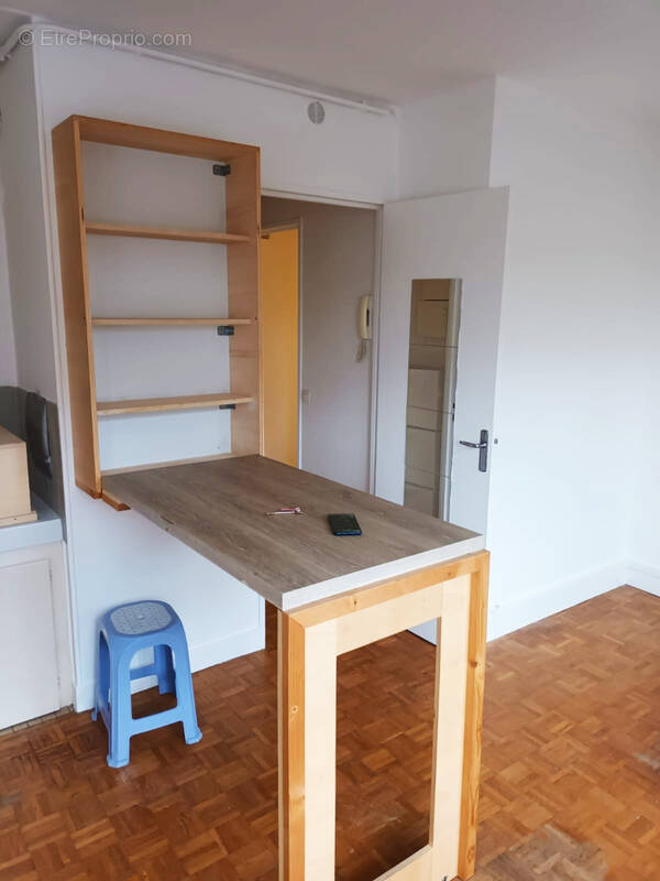Appartement à LES LILAS
