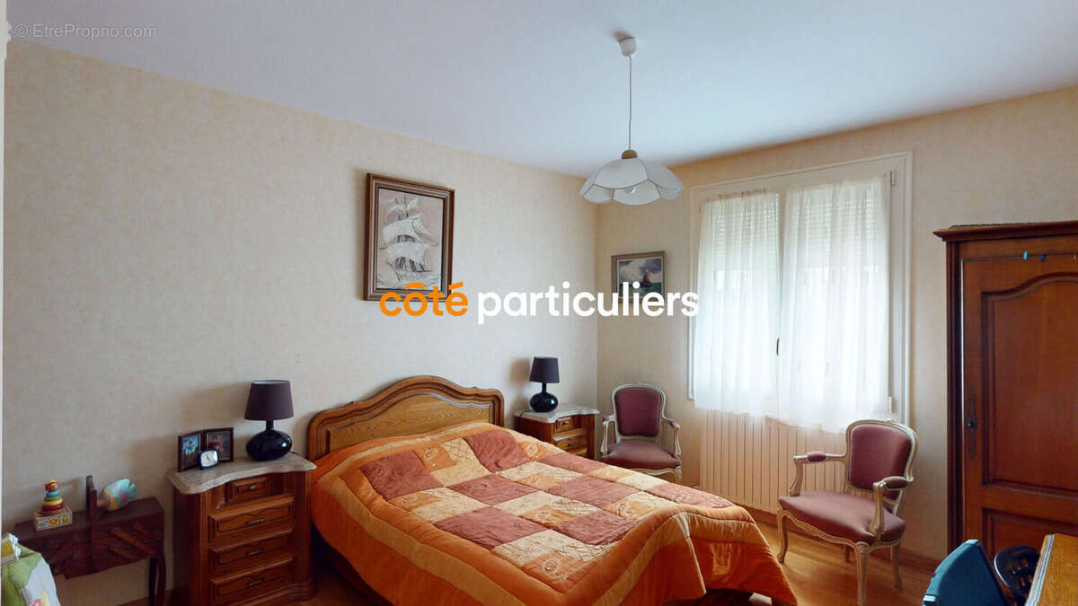 Maison à POUZAUGES