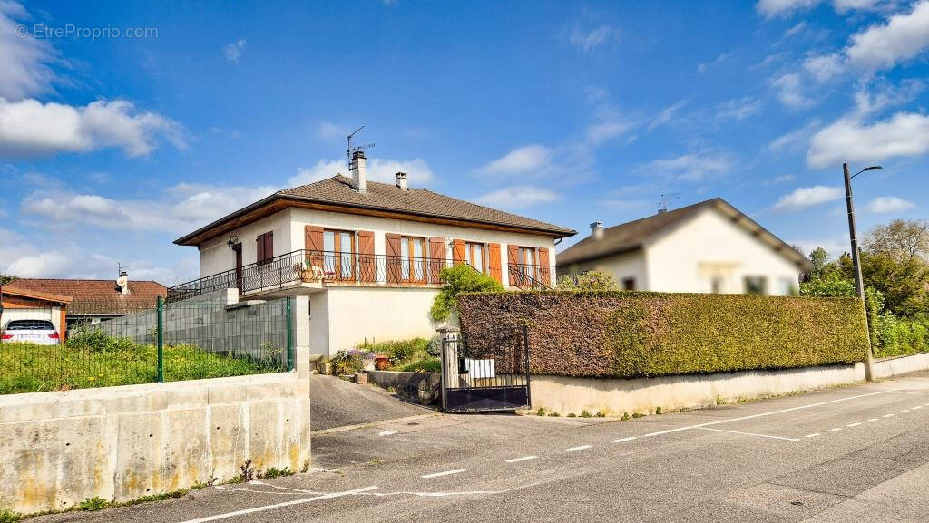 Maison à BELLEY