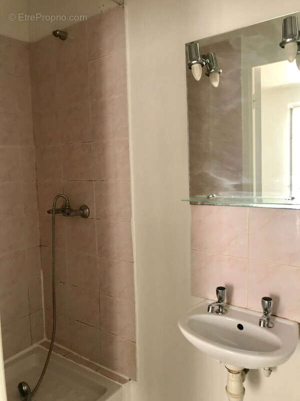 Appartement à MARSEILLE-2E