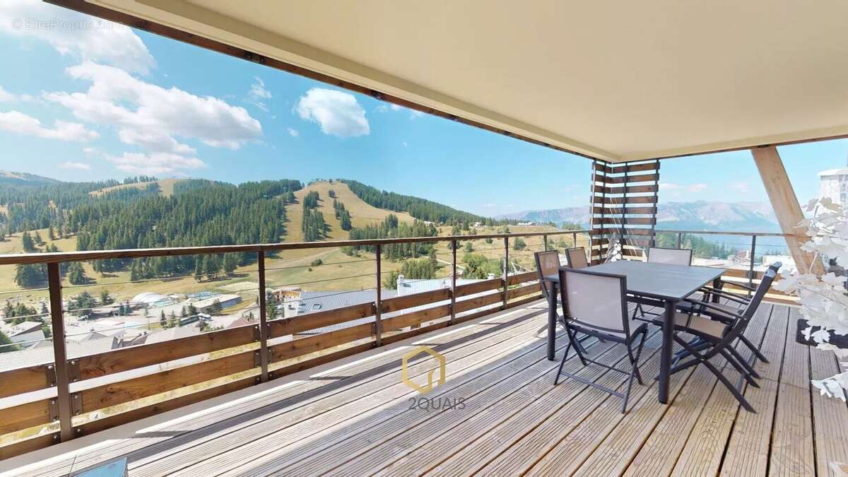 Appartement à PEONE