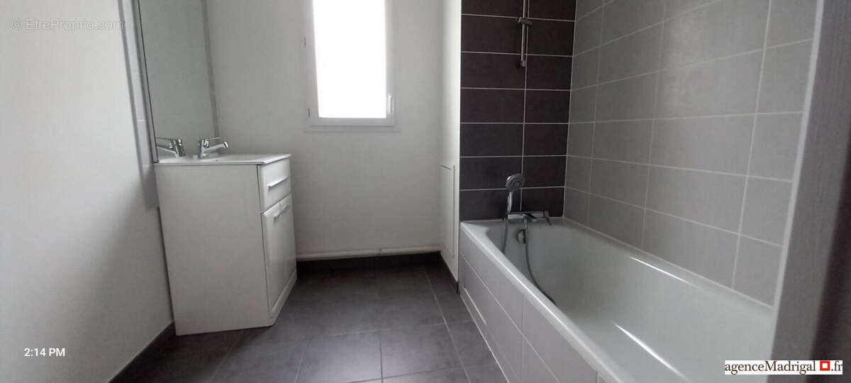 Appartement à SAINT-JEAN-DE-MOIRANS
