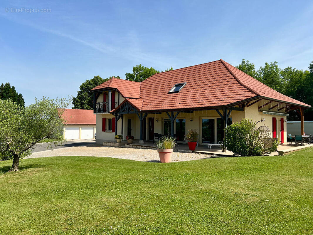 Maison à LOUHANS