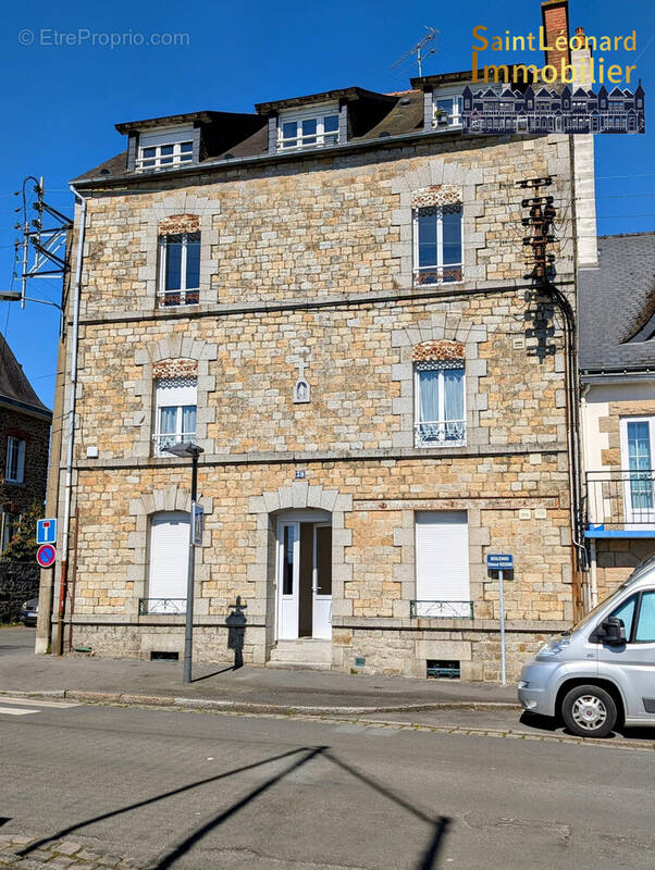 Appartement à FOUGERES