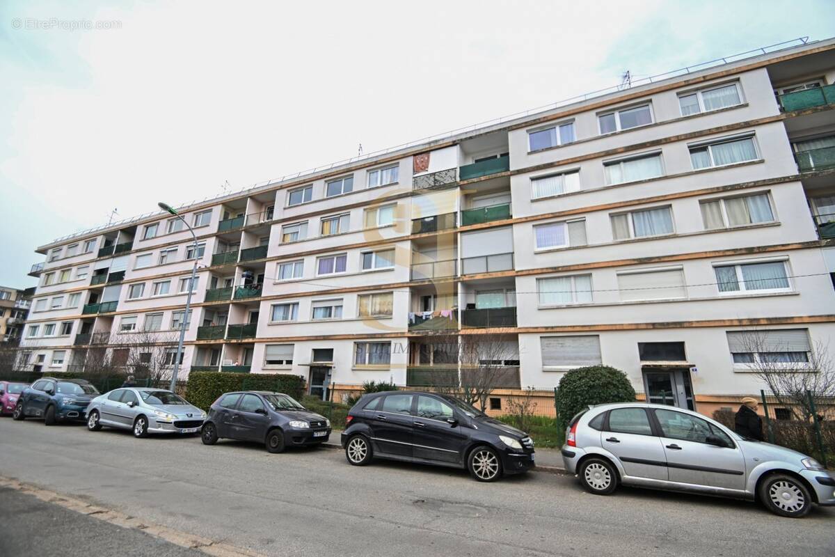 Appartement à RIS-ORANGIS
