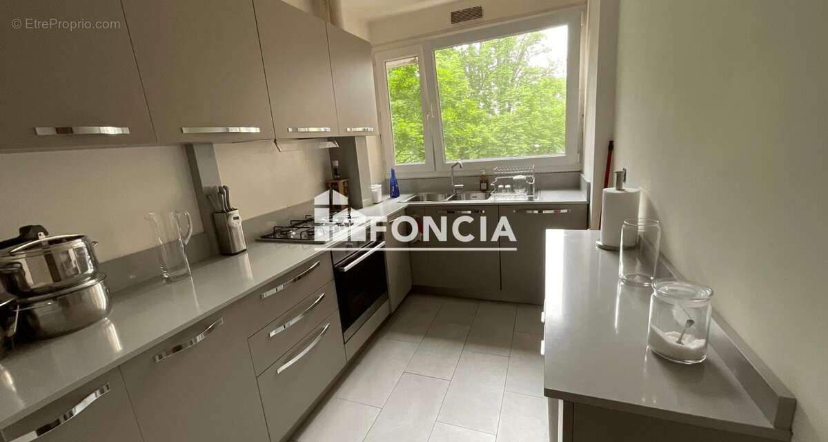 Appartement à SAVIGNY-SUR-ORGE