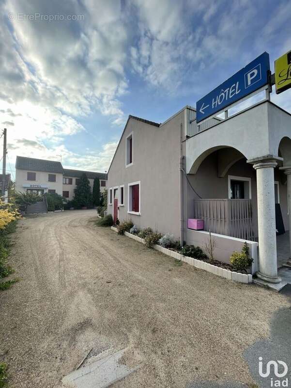 Photo 2 - Commerce à DIGOIN