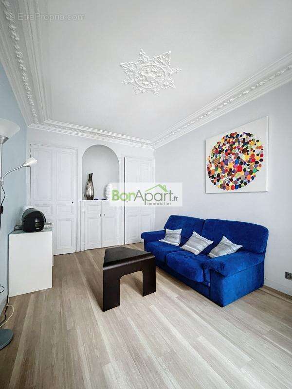 Appartement à PARIS-10E