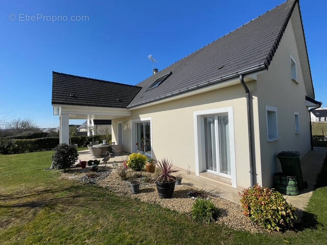 Maison à RIVERY