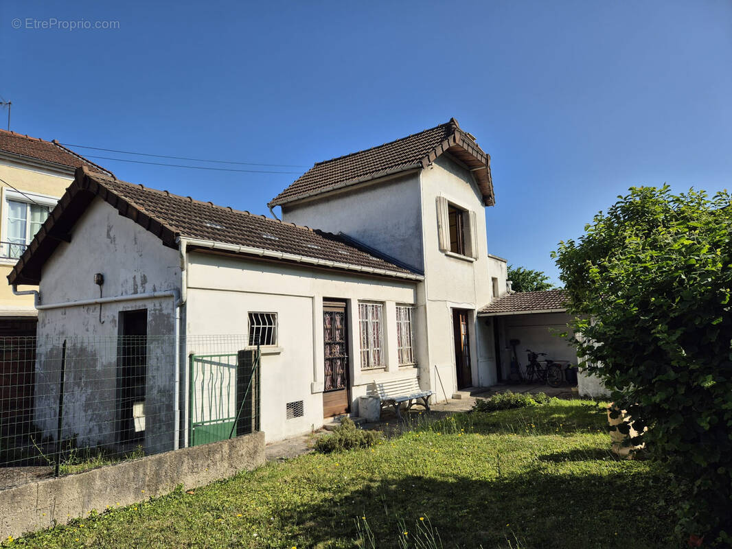 Maison à AULNAY-SOUS-BOIS
