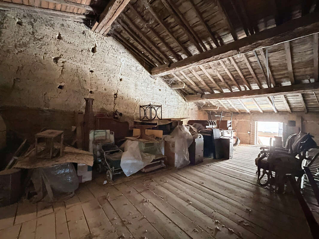 Maison à COMMUNAY