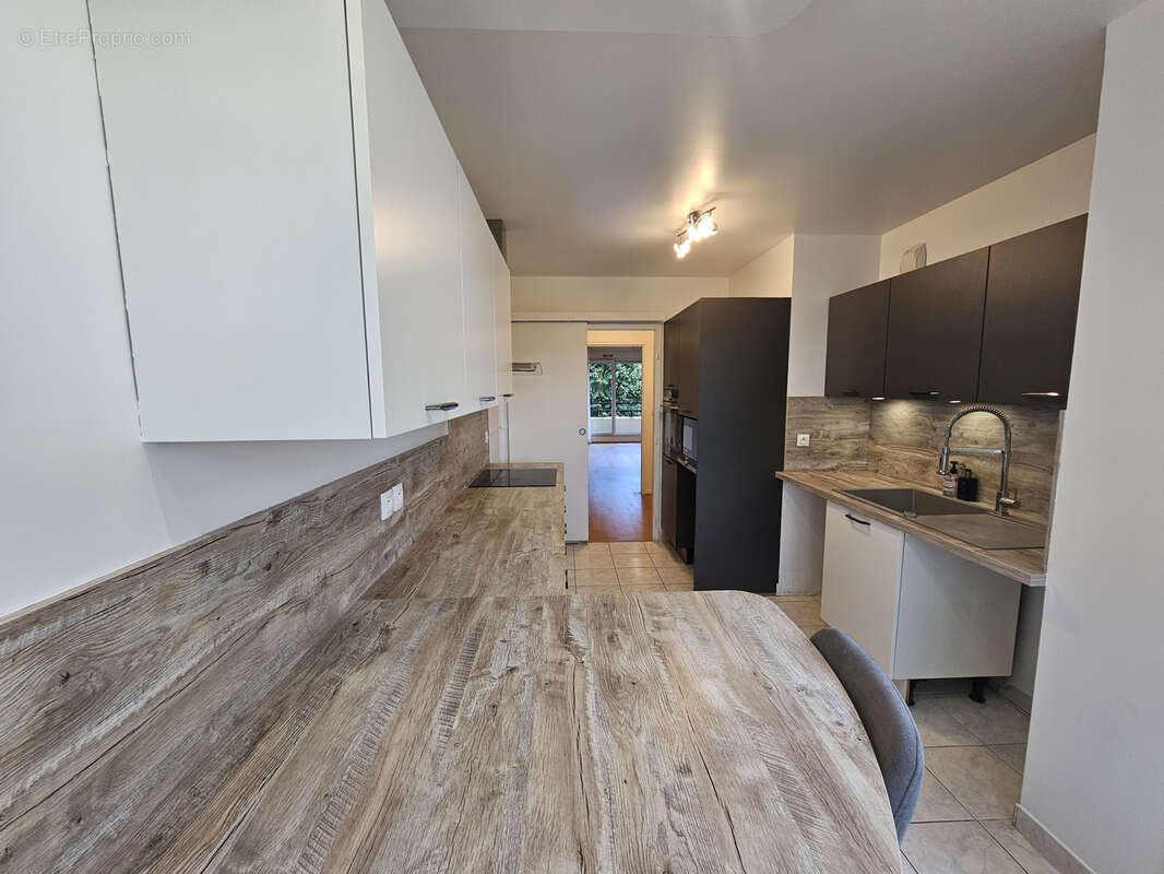 Appartement à CARRIERES-SUR-SEINE