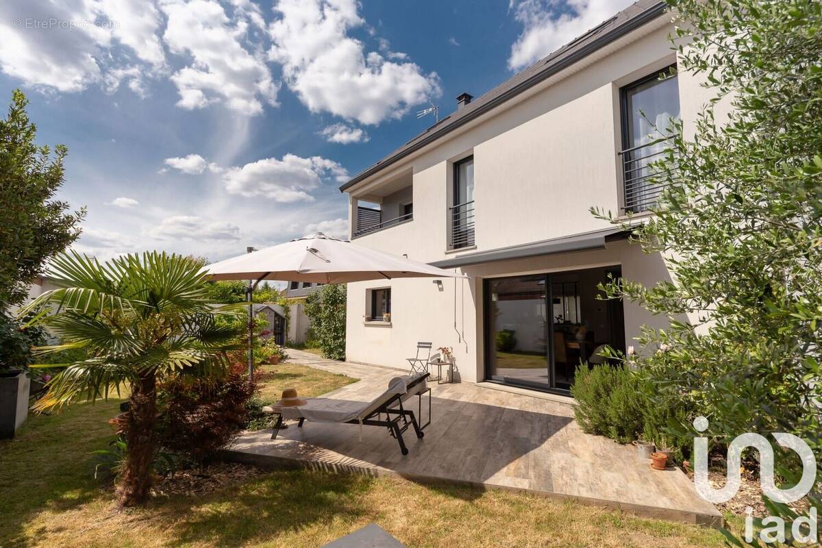 Photo 1 - Maison à NOISY-LE-GRAND