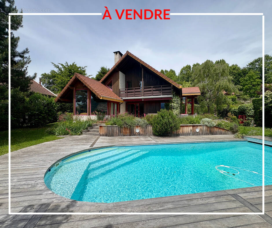 Maison à LA BUISSE