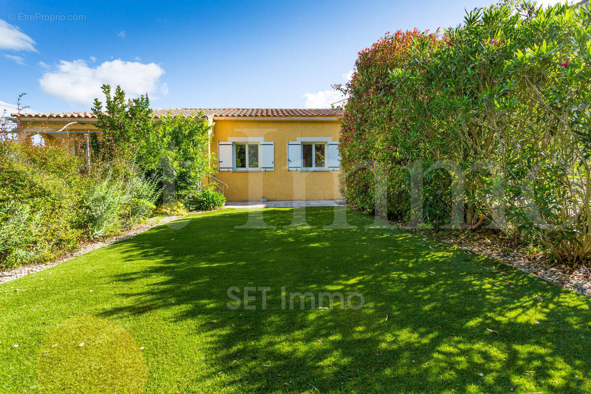 Maison à NIMES