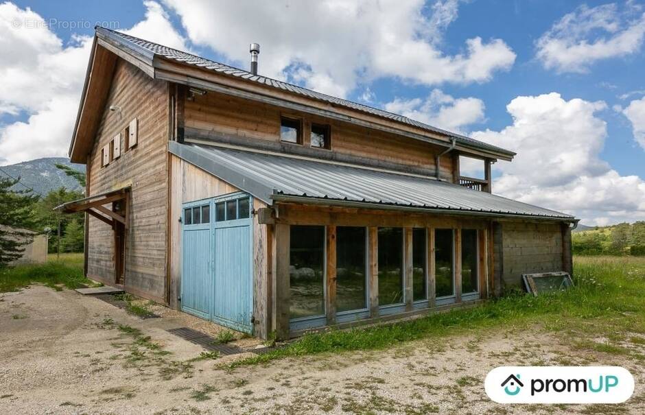 Maison à SERANON