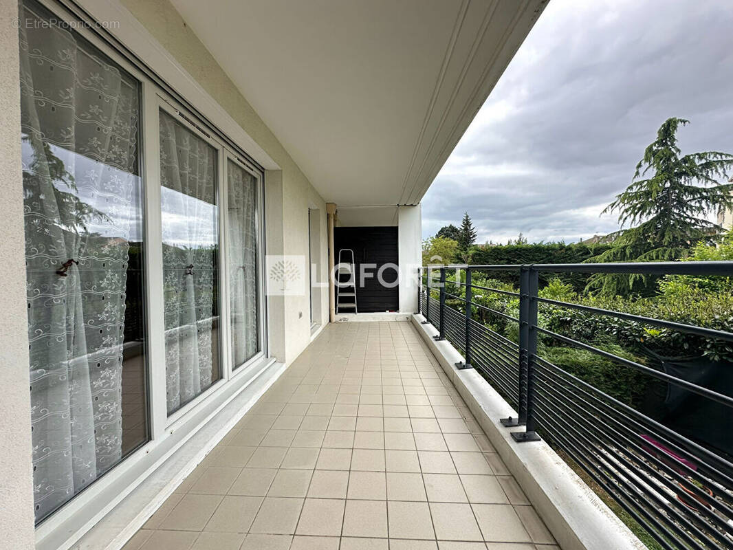 Appartement à BELLEVILLE