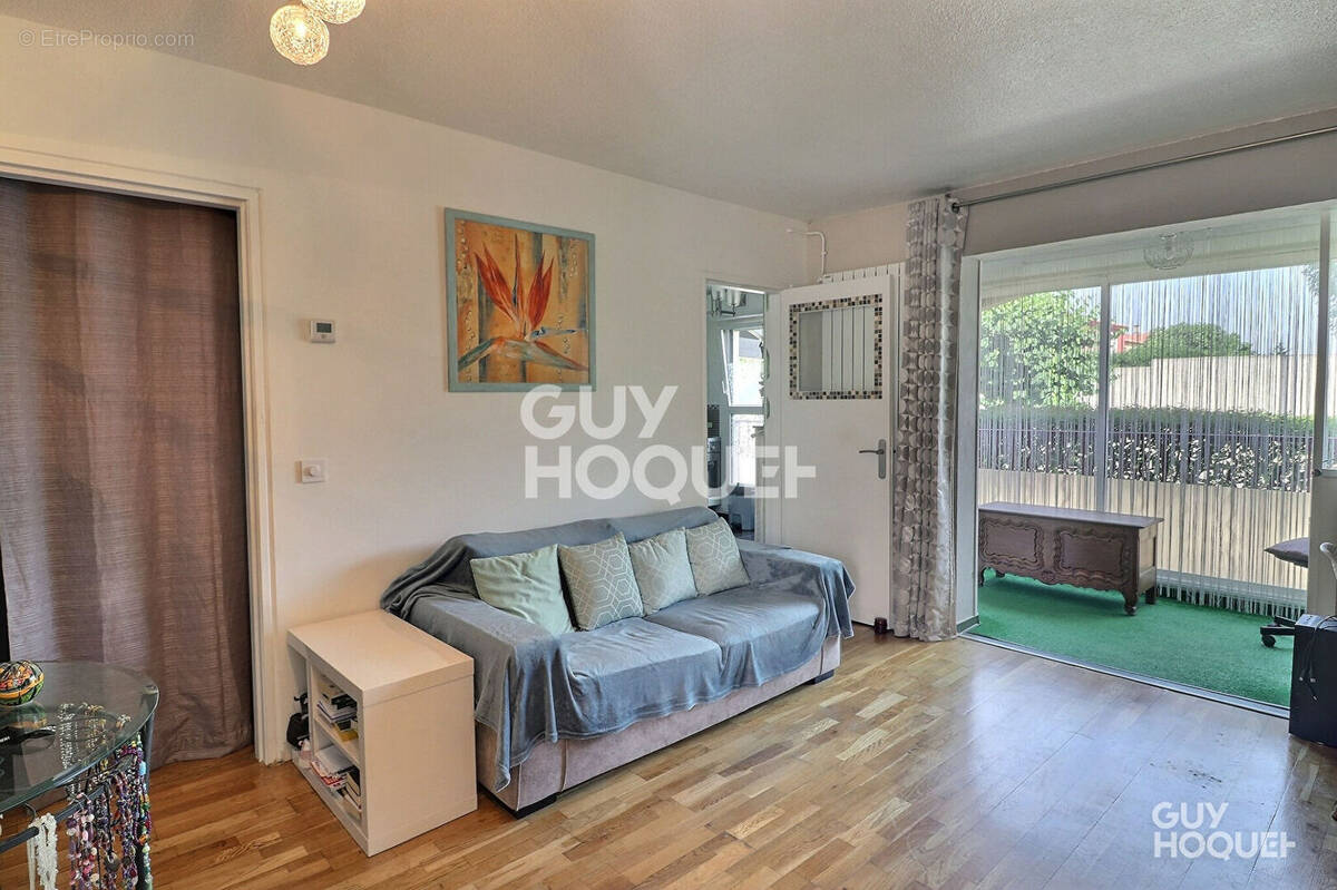 Appartement à LATTES