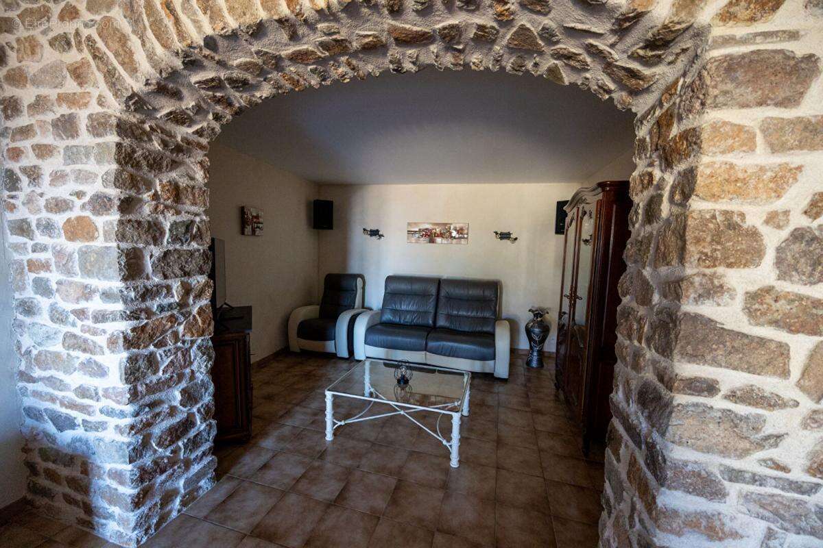 Maison à VIOLAY