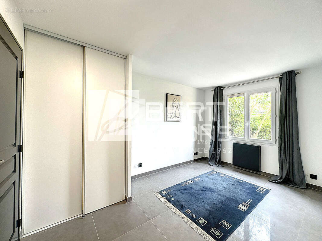 Appartement à MANDELIEU-LA-NAPOULE