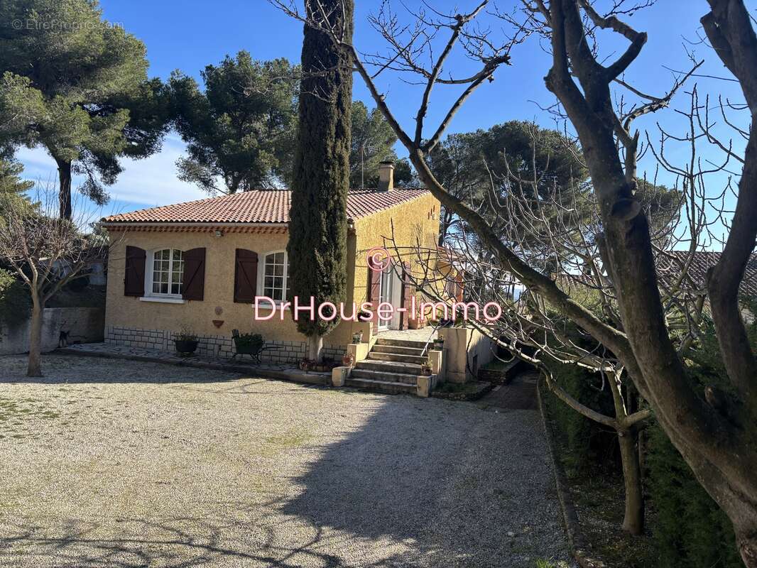 Maison à MARTIGUES