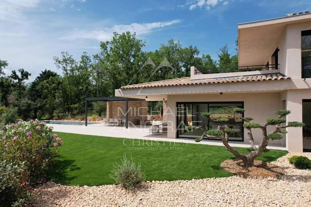 Maison à FAYENCE