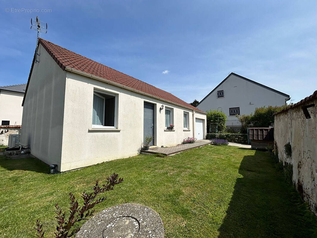 Maison à QUINCY-VOISINS