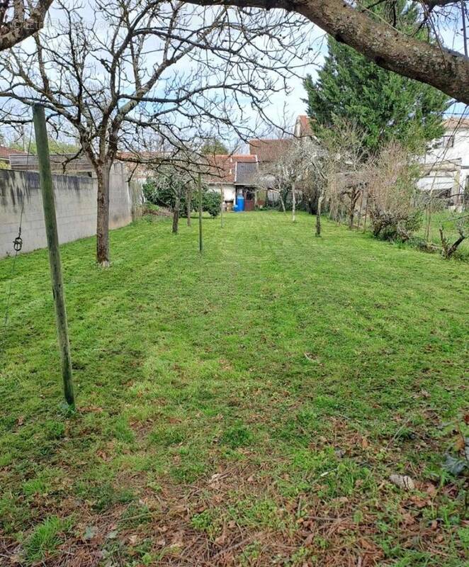 Terrain à MERIGNAC