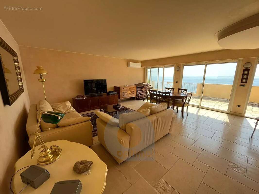 Appartement à MENTON