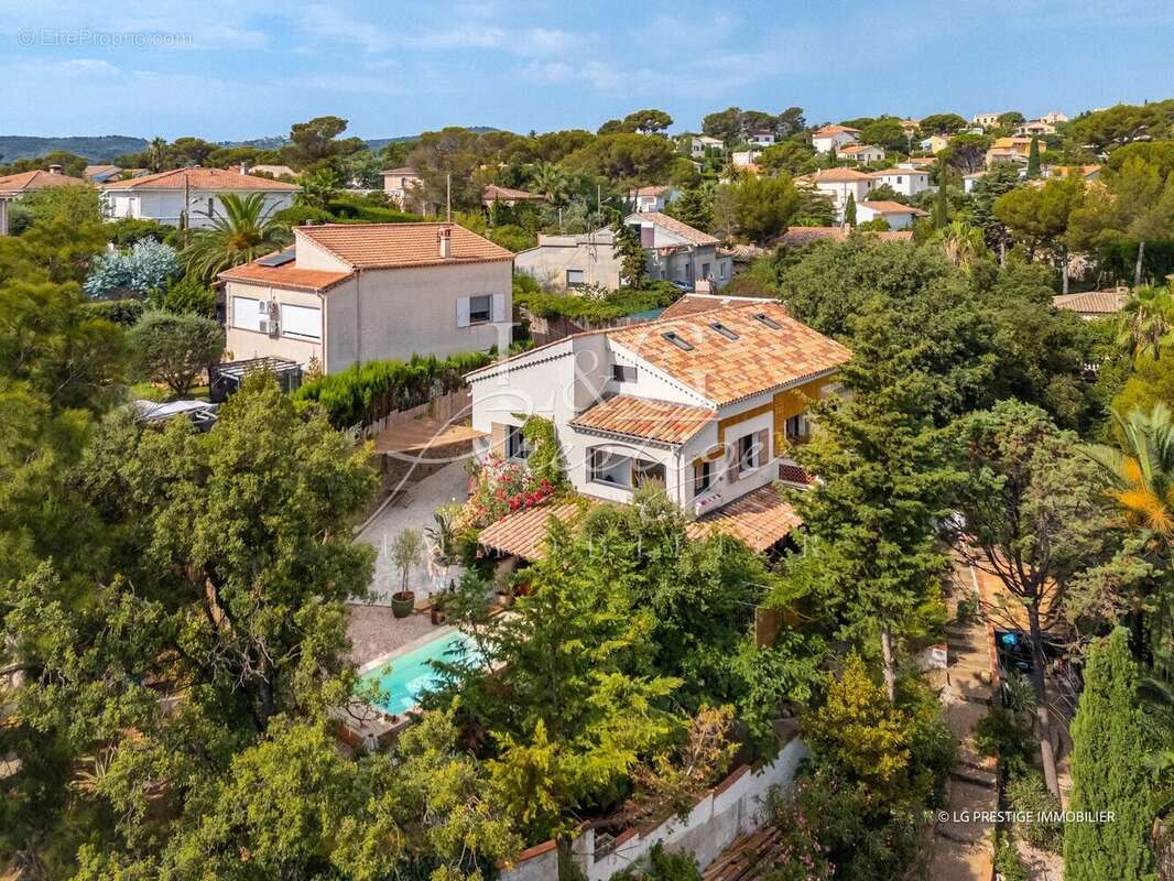 Maison à FREJUS