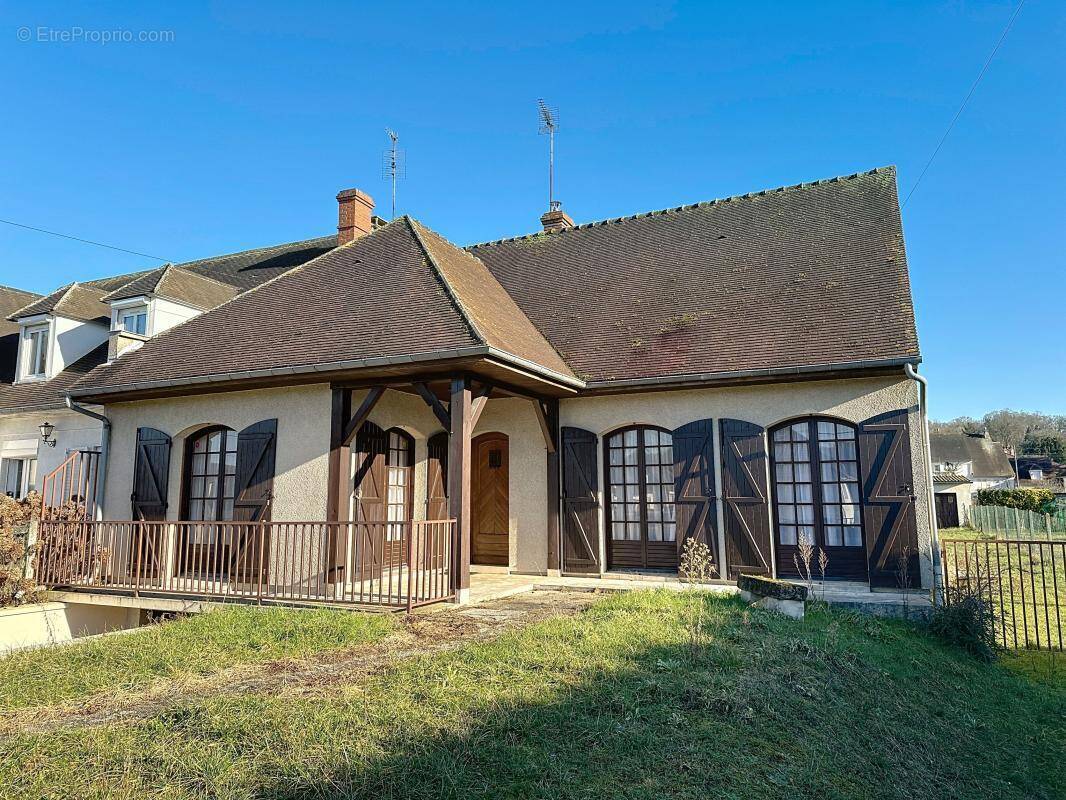 Maison à CHOISY-AU-BAC