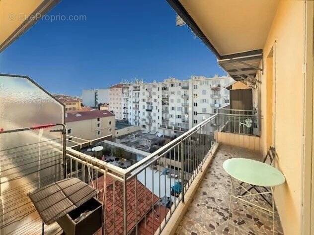 Appartement à NICE
