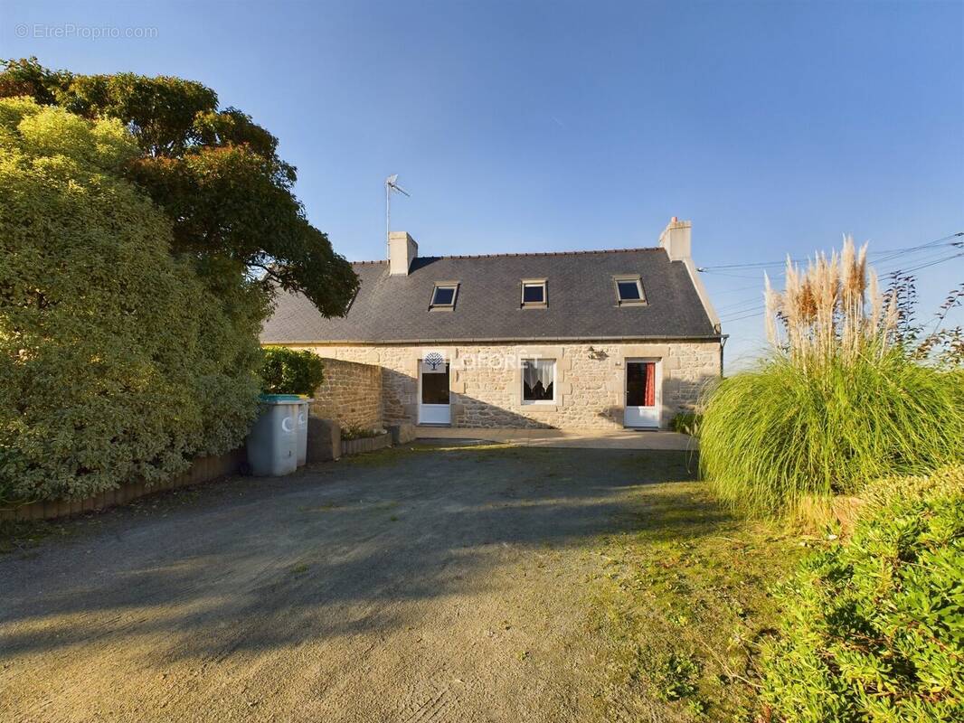 Maison à PLOBANNALEC-LESCONIL