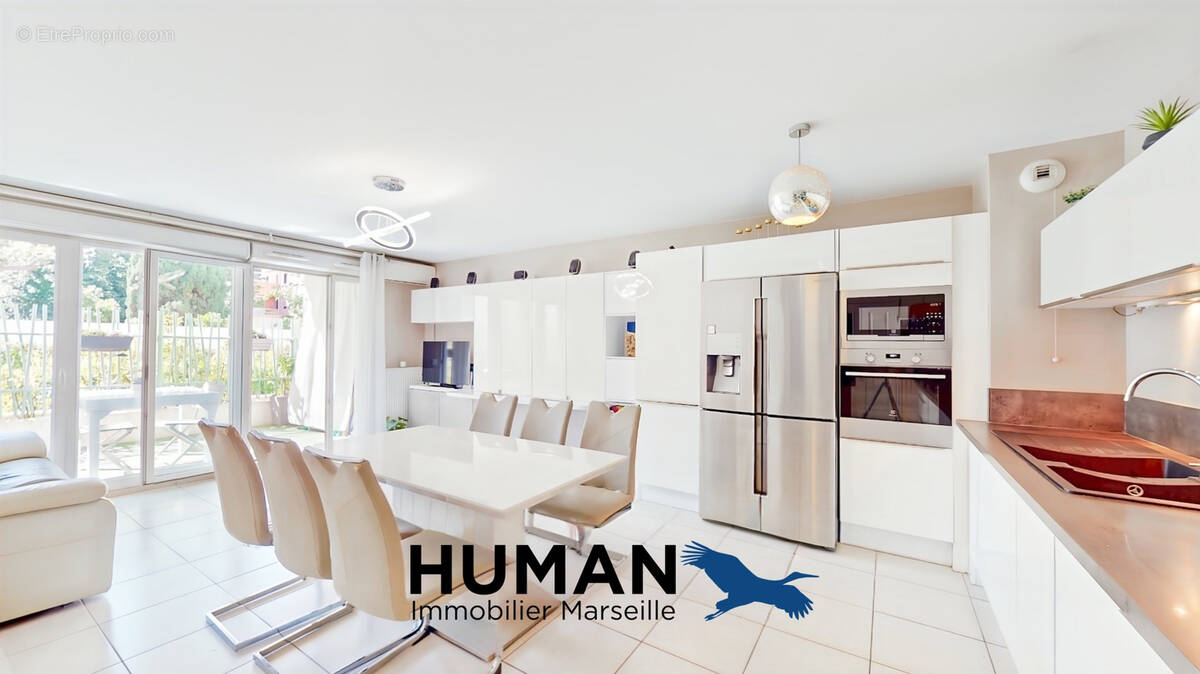 Appartement à MARSEILLE-6E