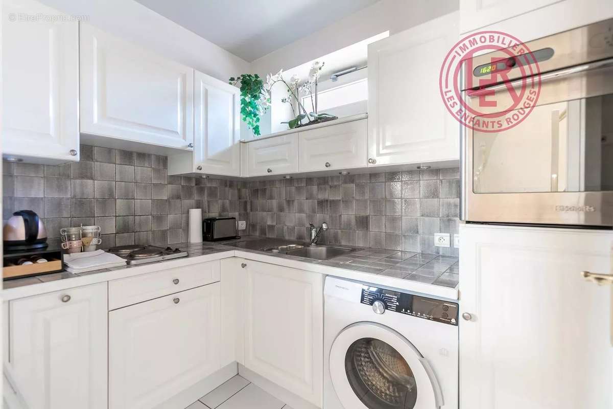 Appartement à PARIS-3E
