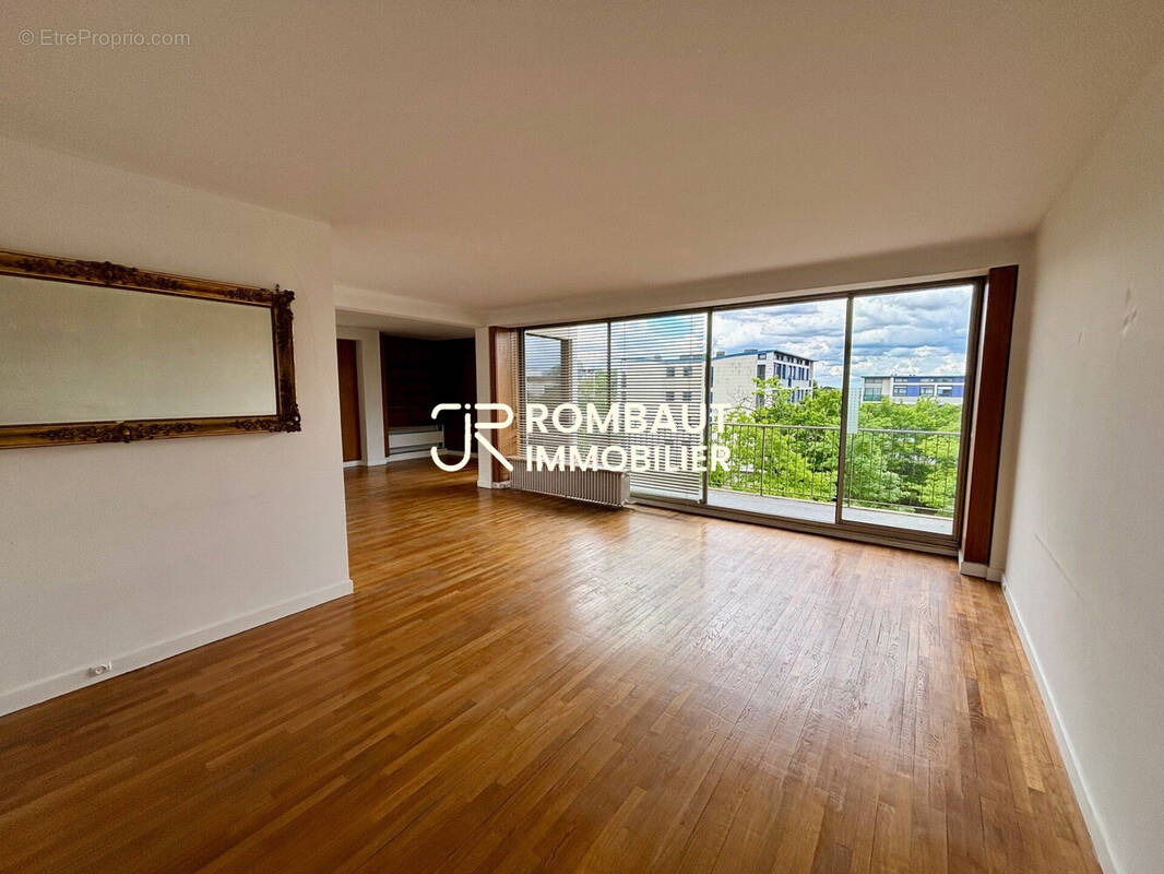Appartement à LOUVECIENNES
