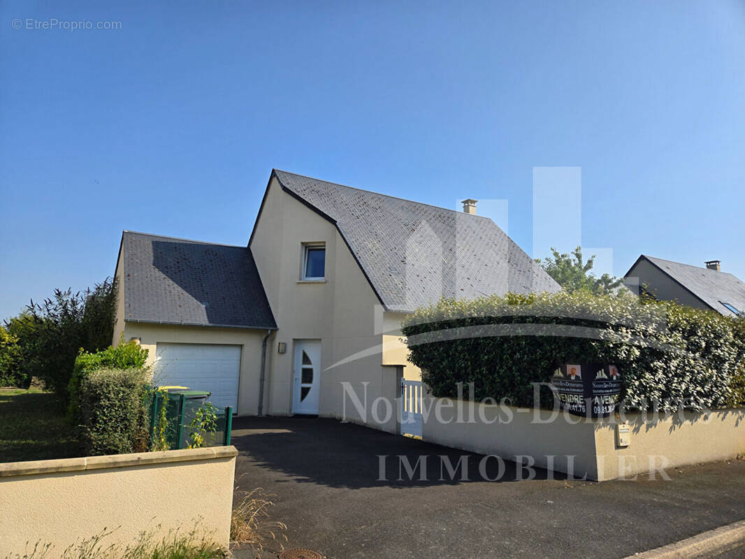 Maison à MATHIEU