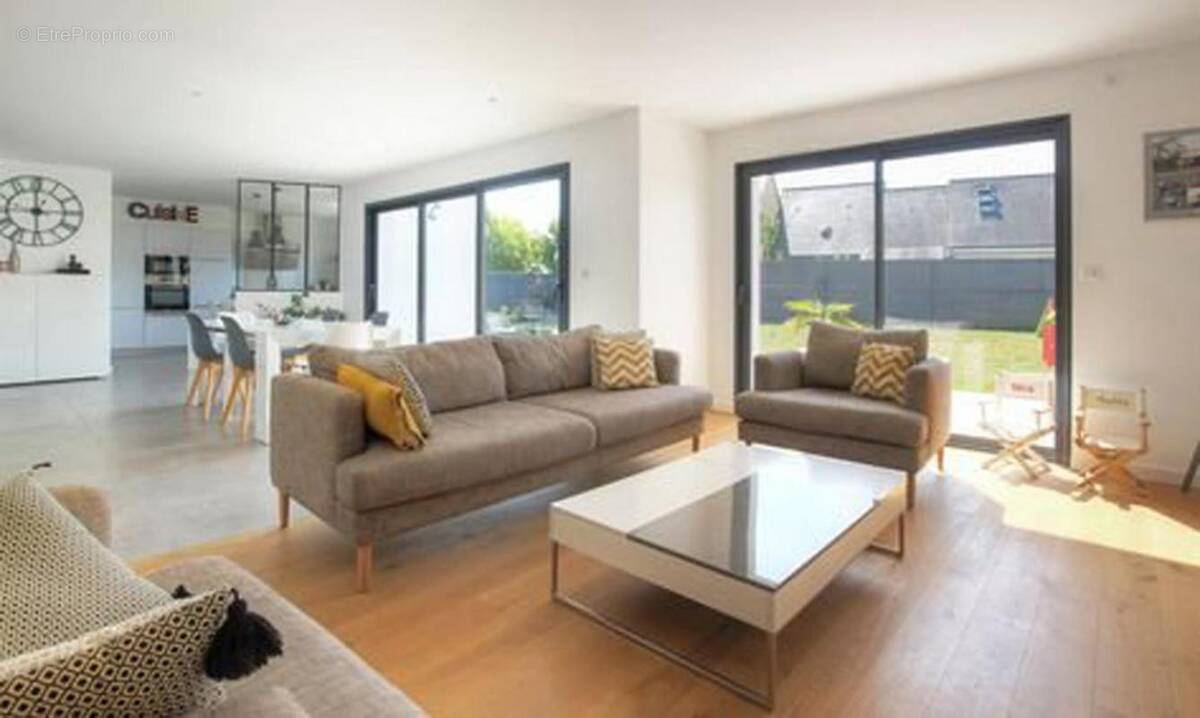 Appartement à AUBERVILLIERS