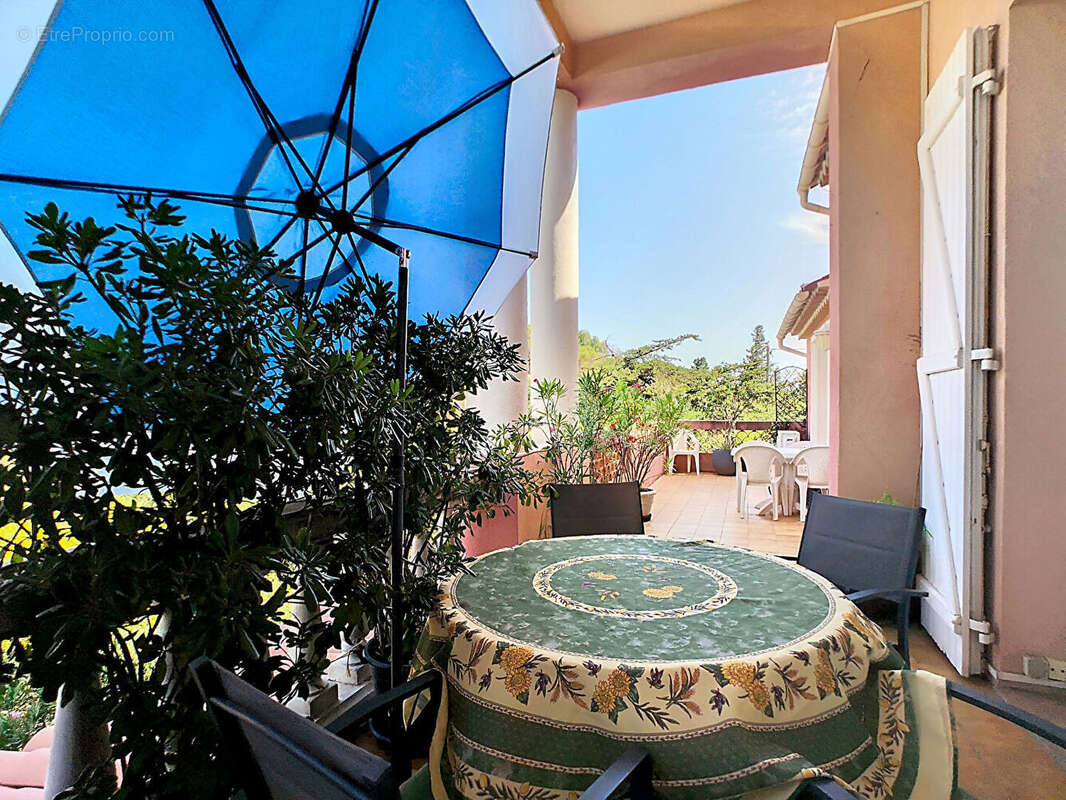 Appartement à SAINT-RAPHAEL