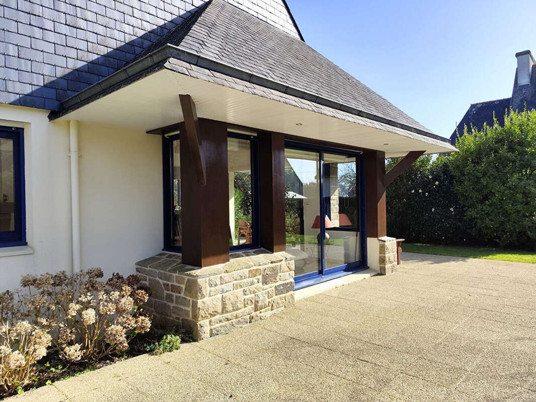 Maison à COMBRIT