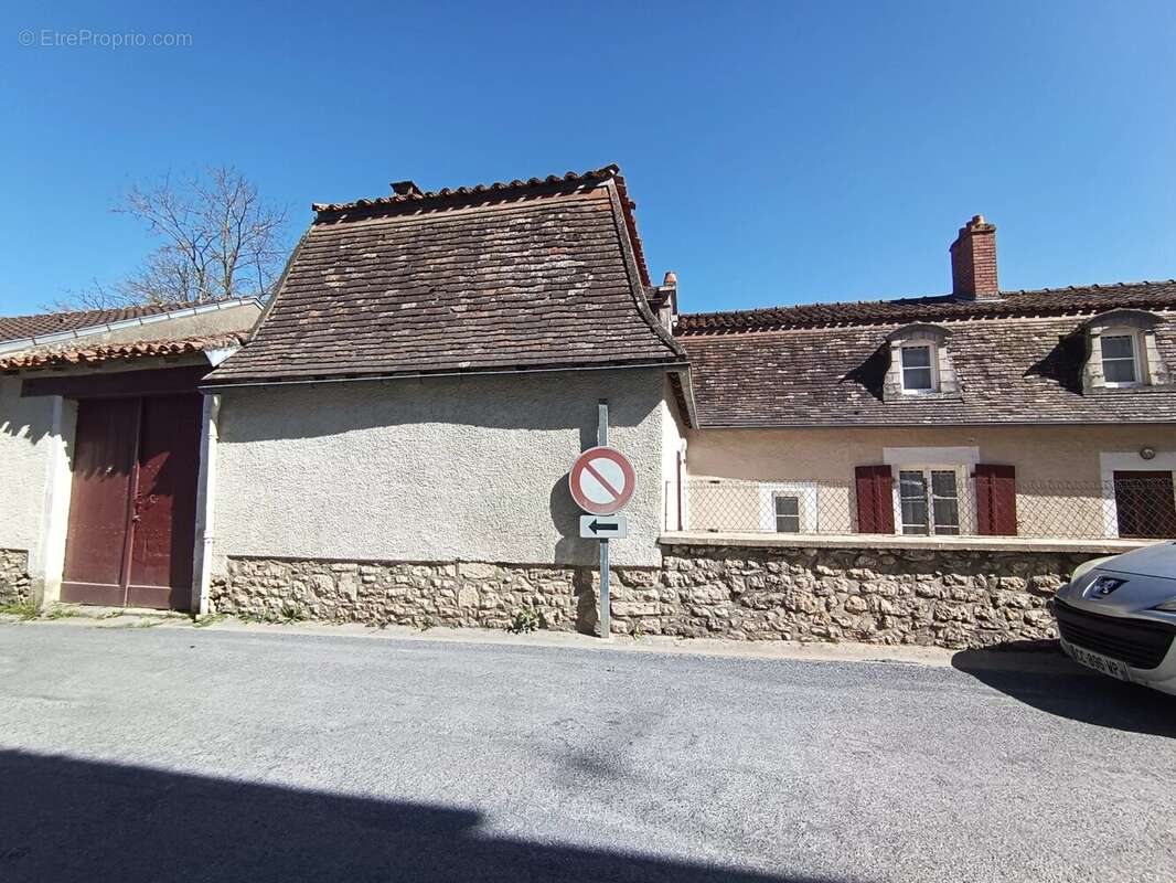 Maison à SAINT-SAVIN