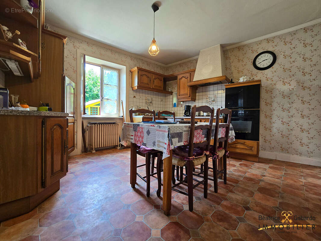 Maison à GRANDRIS