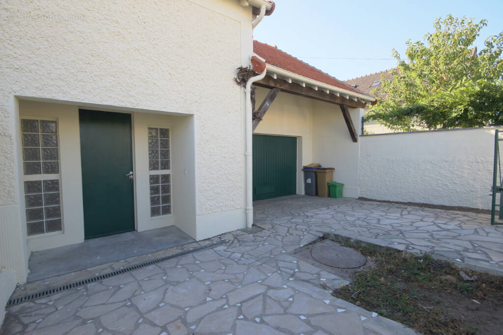Maison à CONFLANS-SAINTE-HONORINE