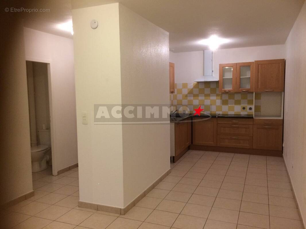 Appartement à AUSSILLON
