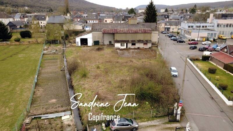 Commerce à FLEURY-SUR-ANDELLE