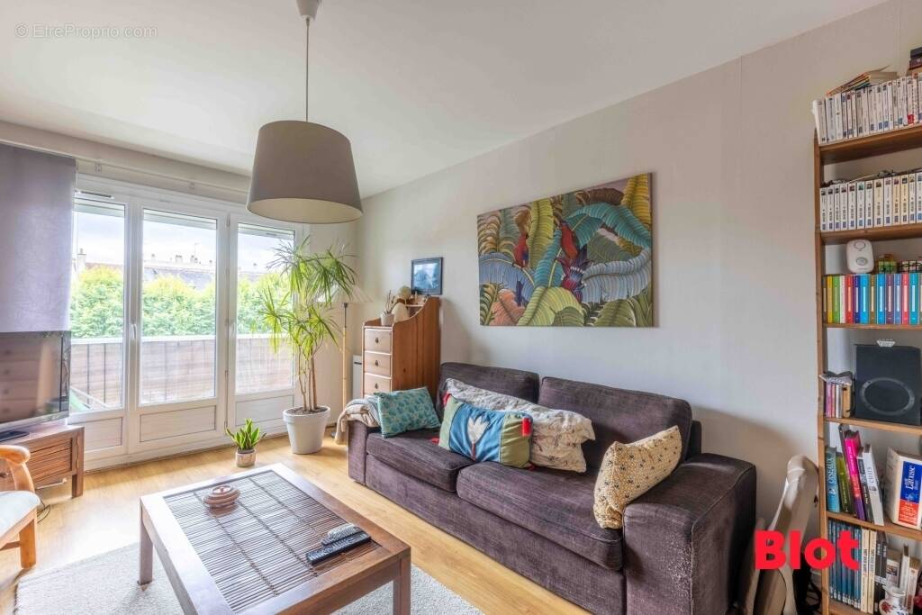 Appartement à SAINT-JACQUES-DE-LA-LANDE
