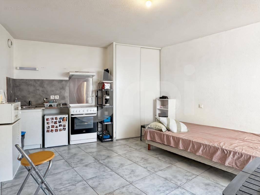 Appartement à LA CRAU