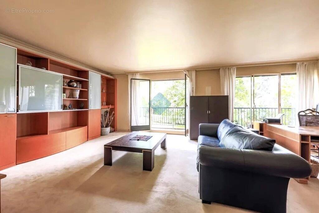 Appartement à NOGENT-SUR-MARNE
