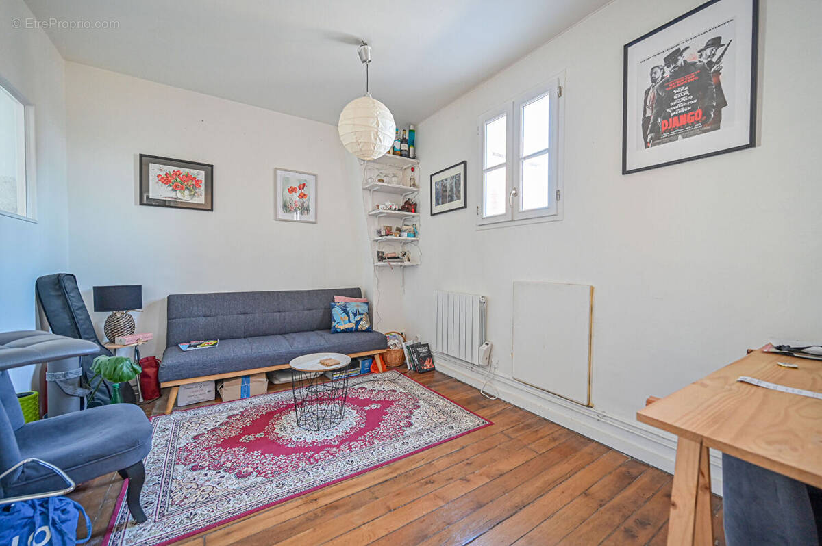 Appartement à PARIS-19E